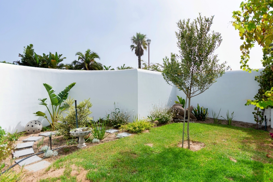 3 Bedroom Property for Sale in Golden Mile Western Cape